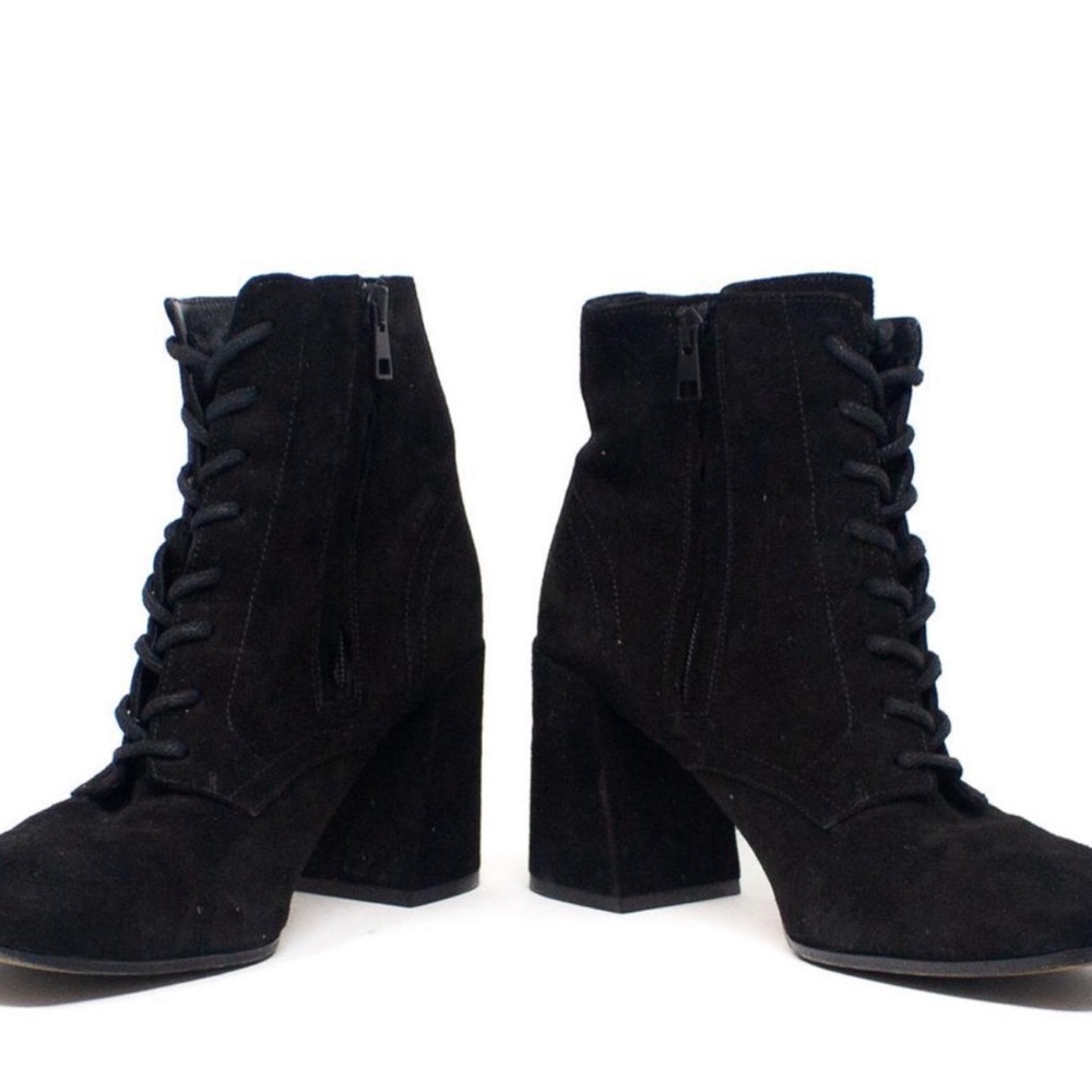 Vince Halle Genuine Suede Leather Lace Up Block Heel 3”